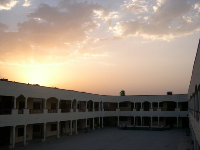 tramonto all'ashram dei Sikh a Karnal